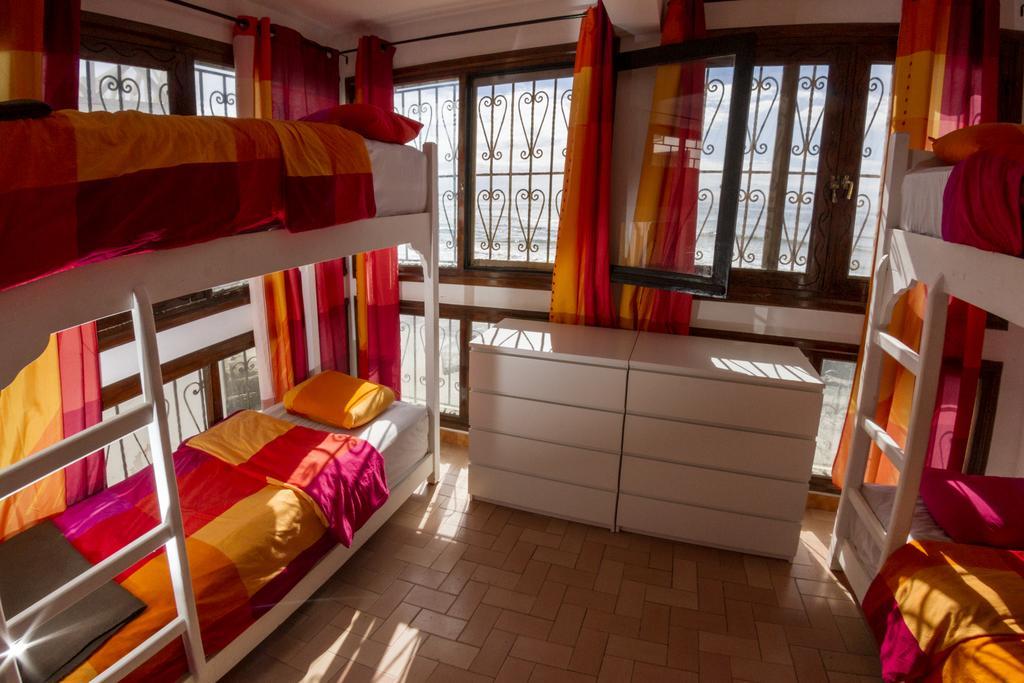 Dfrost Almugar Surf And Yoga Hostel Taghazout Εξωτερικό φωτογραφία